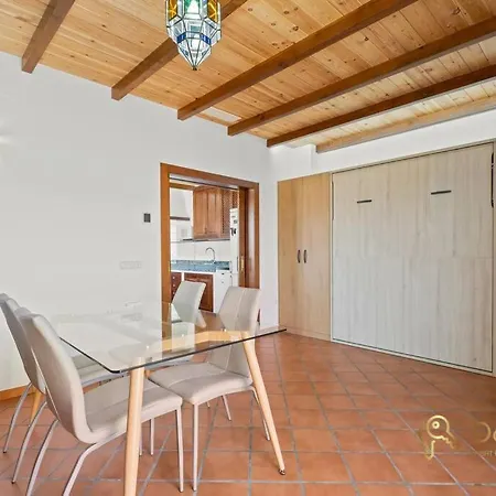 Casa Con 3 En El Tarajal Casa vacanze Málaga