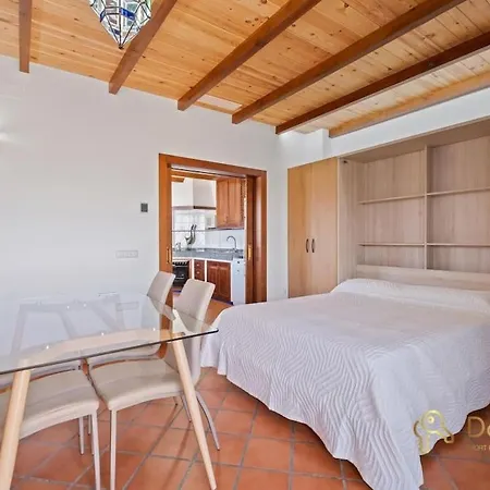 Holiday home Casa Con 3 En El Tarajal Malaga
